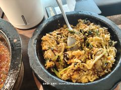 -大同江朝鲜菜•长春地标美食(绿园吾悦广场店)