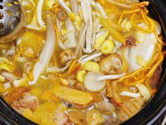 -菌之家·专业纯野生菌火锅·特色炒菌