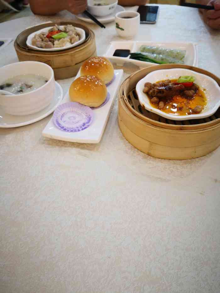 南粤春酒楼(横岗店)