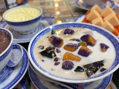 -广信牛奶甜品世家(台东店)