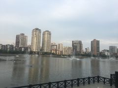 -西北湖绿化广场