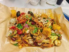 -老东镇啤酒屋海鲜加工·蒸汽海鲜·海鲜烧烤(台东店)