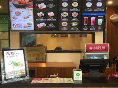-小杨生煎(金山百联购物中心3楼店)