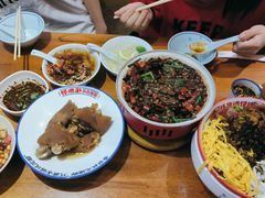 -怪噜范·老贵阳街头名小吃(鸿通城店)