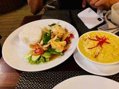 -Old House Restaurant