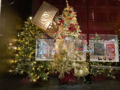 -The Diamond Jubilee Tea Salon at Fortnum & Mason