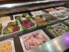 -尚品海鲜肥牛自助火锅(湖明店)
