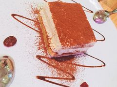 -春树下·树屋花房西餐厅(罍街AS1980店)