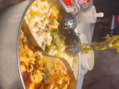 -德林酸菜鱼火锅(南丹店)
