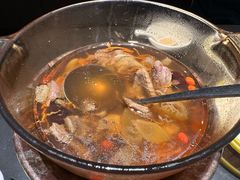 -鸽子侯·家宴·平价海鲜(市图书馆店)