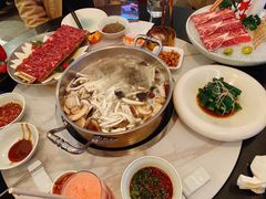 -斯普汇生蚝牛排馆(中骏世界城店)