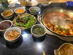 -顶顶汤火牛排火锅·经典铜锅涮肉