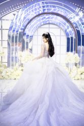 -Lady  Jane高端婚纱礼服馆