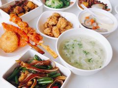 猪耳朵-浦东图书馆读者餐厅