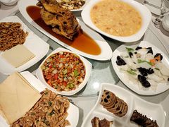 -老牌坊鲁菜名店(美莲广场店)