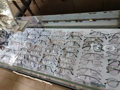 -精益眼镜(建三店)