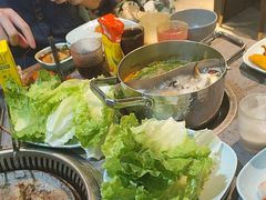 -金滏山烤肉·海鲜·火锅自助餐厅(襄阳万达店)