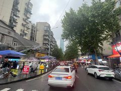 -万松园美食街