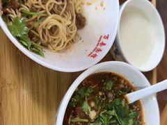 -万县面馆(高笋塘店)