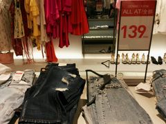 -ZARA(凯德乐峰广场店)