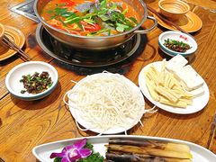 -亮欢寨(凯里总店)