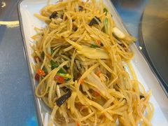 -飞虎过桥米线(翠湖店)
