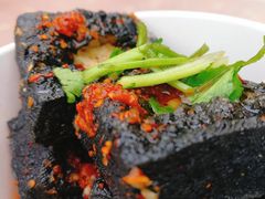 -黑色经典臭豆腐·湖南特产(步行街店)