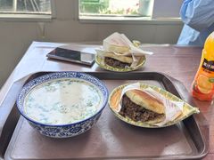 -穆得·老周家牛肉烧饼(普利街店)