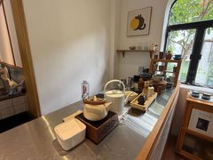 -彳亍咖啡·这里(水湾路店)