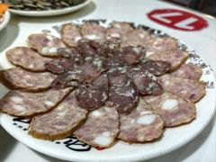 -哈尔滨烧烤·山河村铁锅炖(交大店)