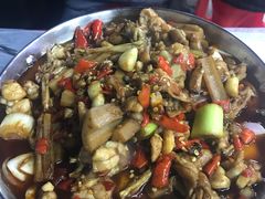干锅牛蛙-小民大排档(光谷店)