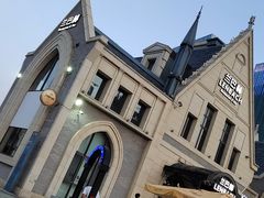 -LENBACH兰巴赫西餐啤酒坊(大连东港店)