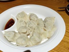 鲜肉白菜饺-娜仁图雅蒙古美食村(33小镇店)