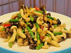 -大连长城大饭店(西安路地铁站店)