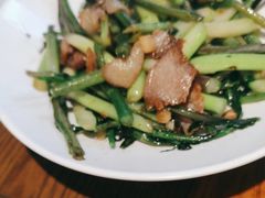 -黄泥岗·地道湖北菜(奥特莱斯店)