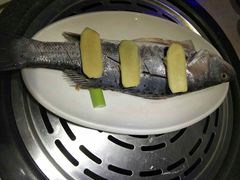 -船梆煮•蒸汽海鲜·炉火烤肉(五四广场店)