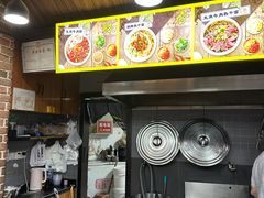 -罗氏热干牛肉面(中南三路店)