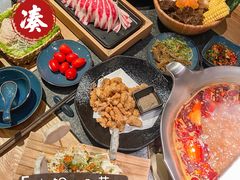 -湊湊火锅·茶憩(东城万达店)