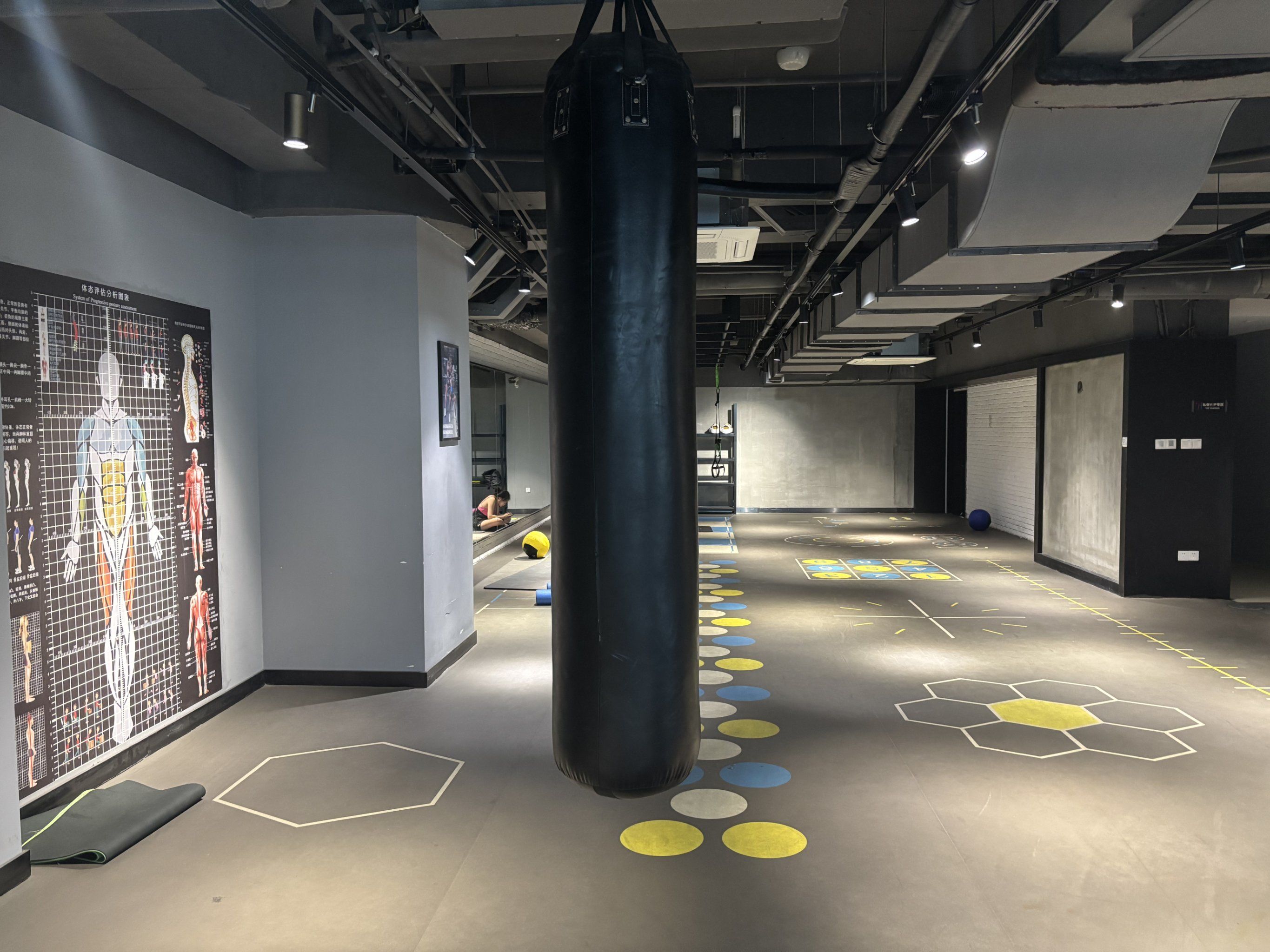 在这里健身心情都变得超好,各种设施也