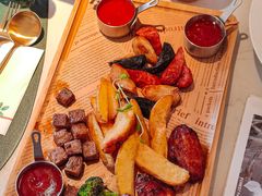 -ins森林童话餐厅coffee&bistro