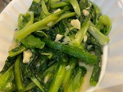 -鹏城人家海鲜酒家·23年老字号(较场尾店)