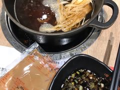 -呷哺呷哺(新世界百货望京店)