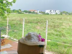 -Chom Cafe and Restaurant