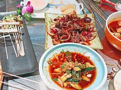 -依呀呀ktv烧烤小串(中山西路店)