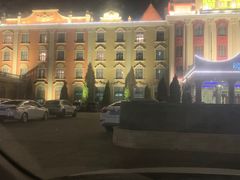 -泉城欧乐堡戏水湾艺术养生温泉