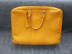 -IRENCE伊琳丝奢侈品皮具护理(二手鉴定世界广场店)