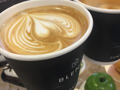 香草拿铁-JUN PASTRY(南通市圆融购物中心工农路店)