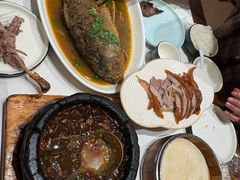 -梅利汴京烤鸭•开封豫菜地标店(东大街店)