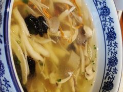 -翠山·映月湖景餐厅(映月湖公园店)