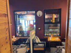 -苹果树下艺术餐厅(宋庄店)